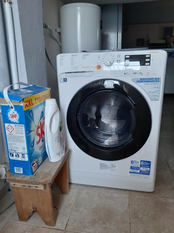 Soula'S Sunshine Green Apartment ني كارفالي المظهر الخارجي الصورة