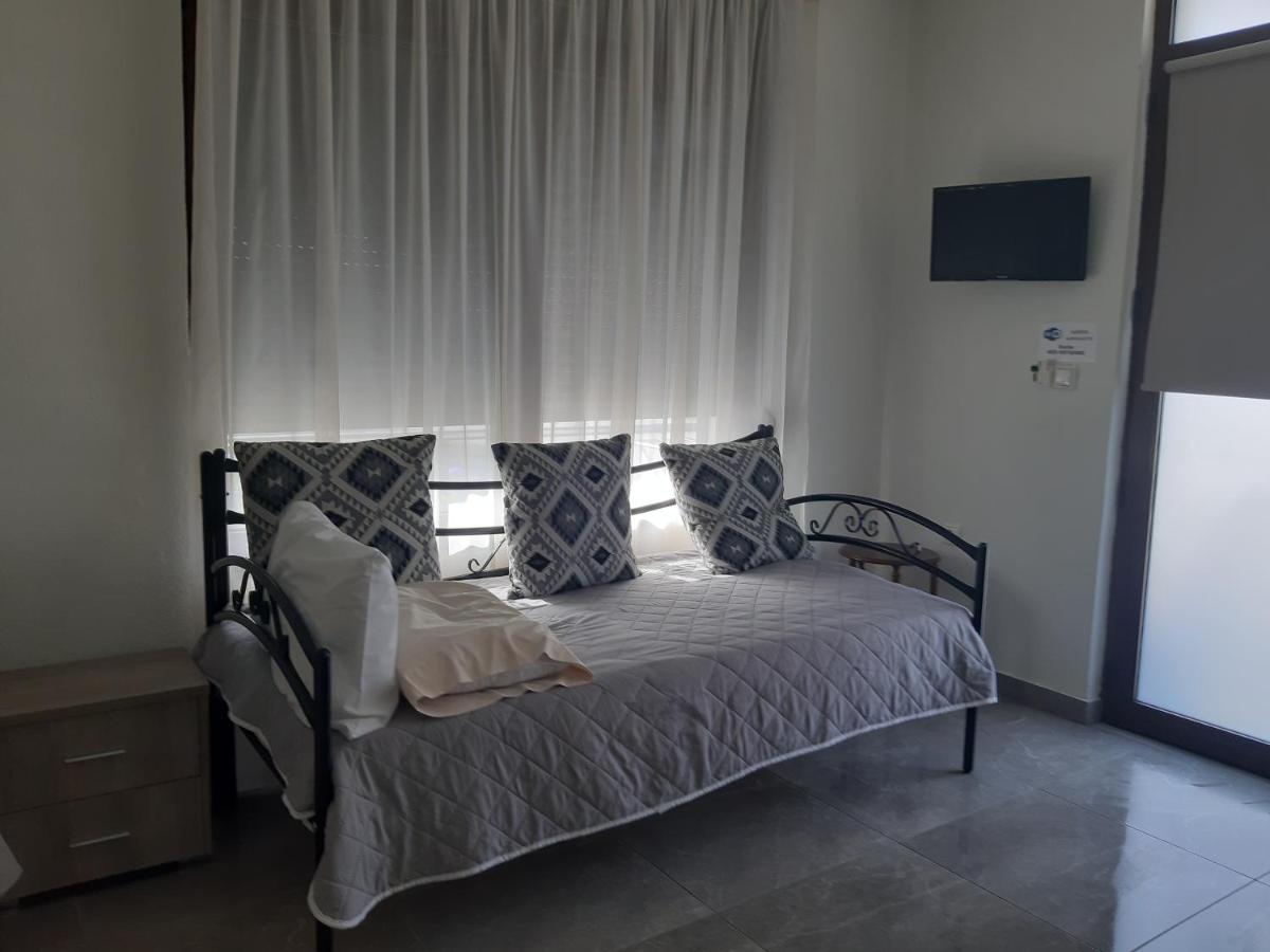 Soula'S Sunshine Green Apartment ني كارفالي المظهر الخارجي الصورة